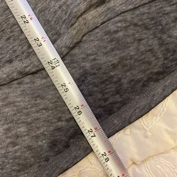 Pink Floyd Dark Side of the Moon Gray T-Shirt - Picture 5 of 6